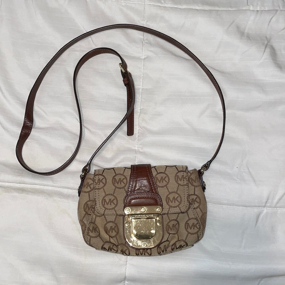 Michael Kors Cross body